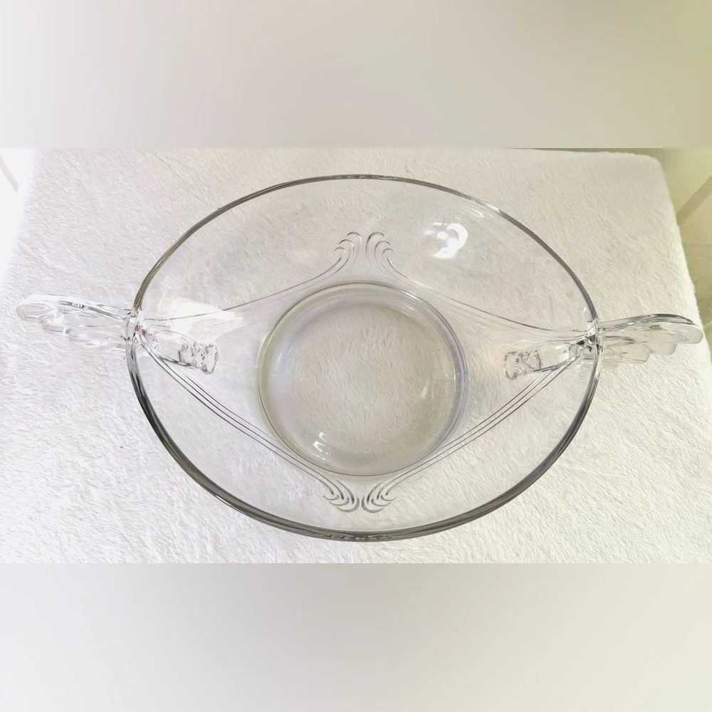 VTG  Fostoria Glass Baroque Winged rooster Tail Handled Oval Bowl Centerpiece
